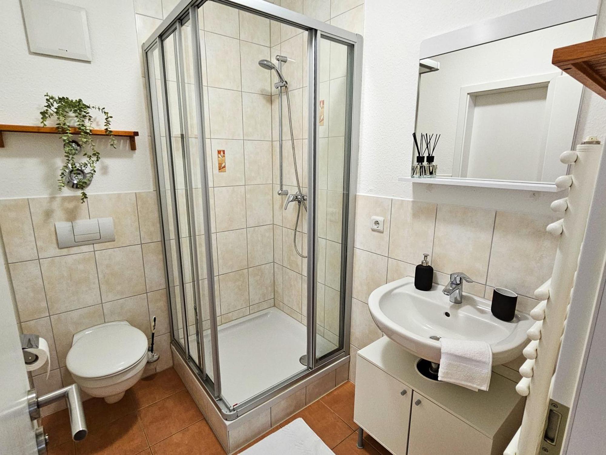 Micasa Rooms - Altstadt Zentral - Zwischen Anger Und Kraemerbruecke - Wlan - Familienfreundlich Erfurt Kültér fotó