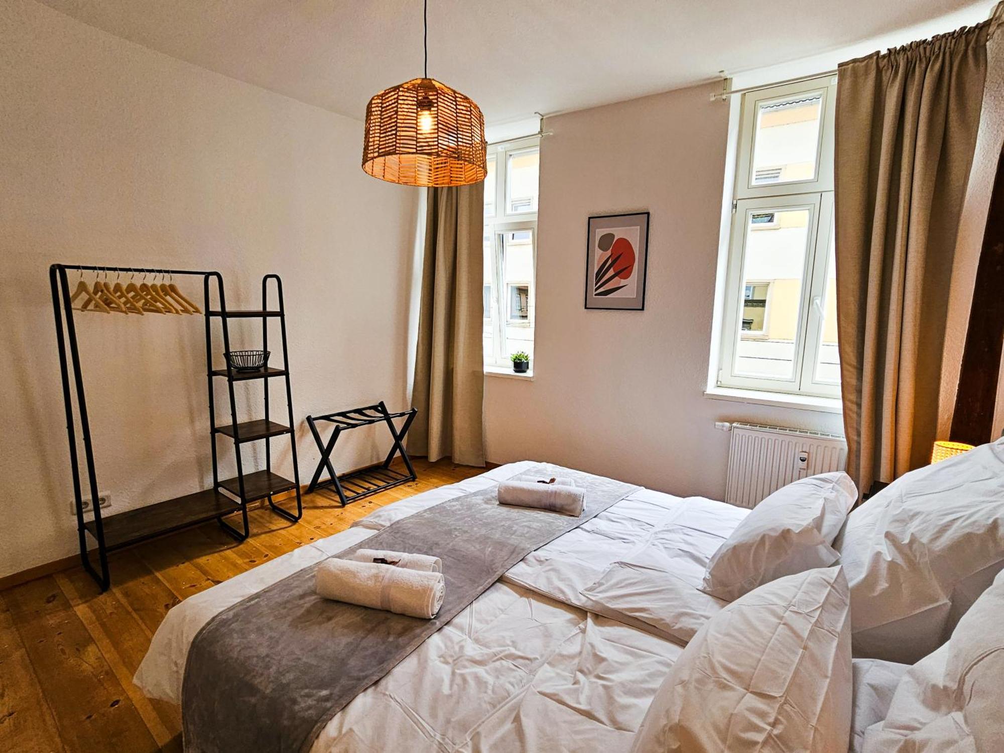 Micasa Rooms - Altstadt Zentral - Zwischen Anger Und Kraemerbruecke - Wlan - Familienfreundlich Erfurt Kültér fotó